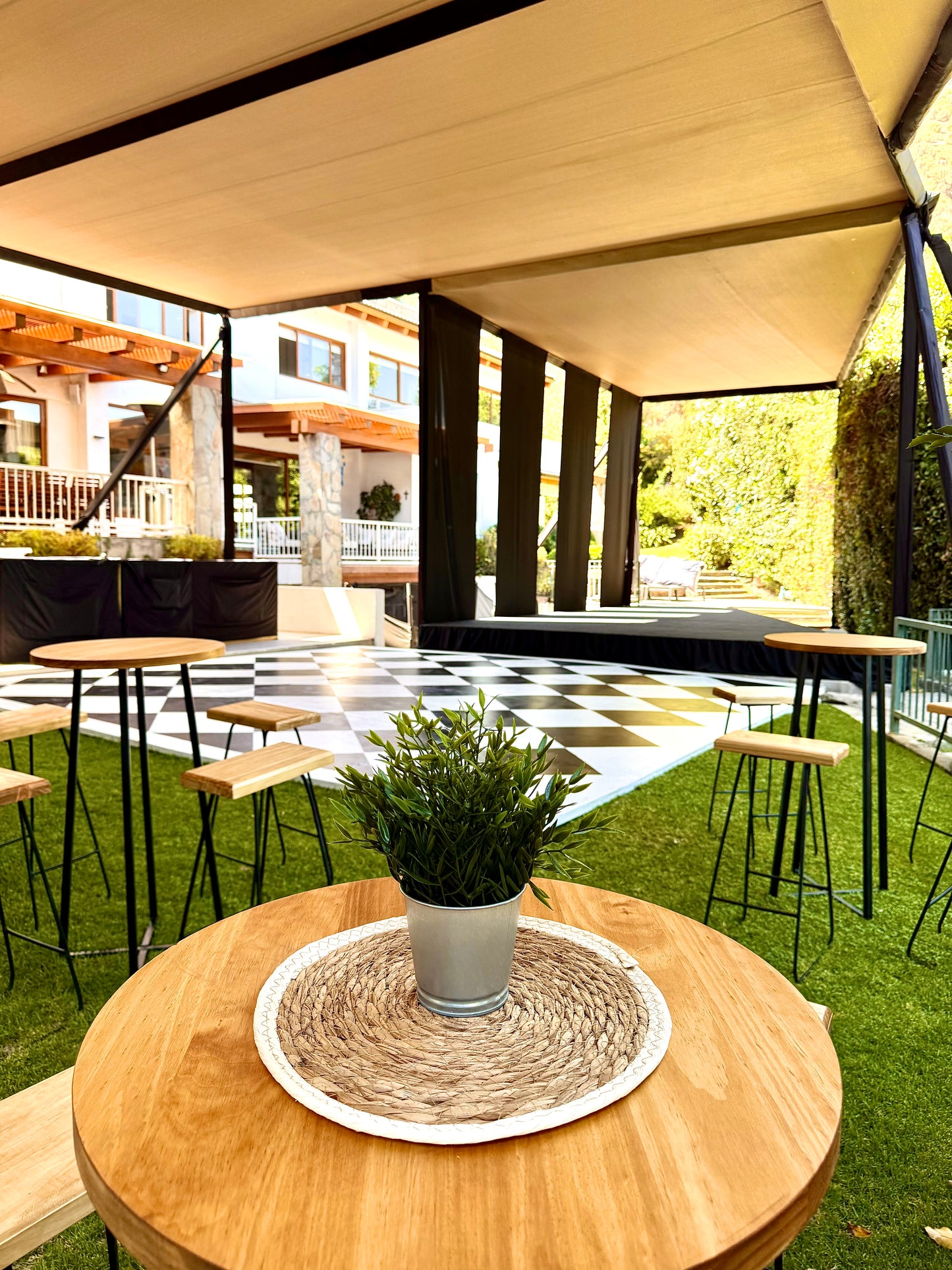 Set Lounge Alto
