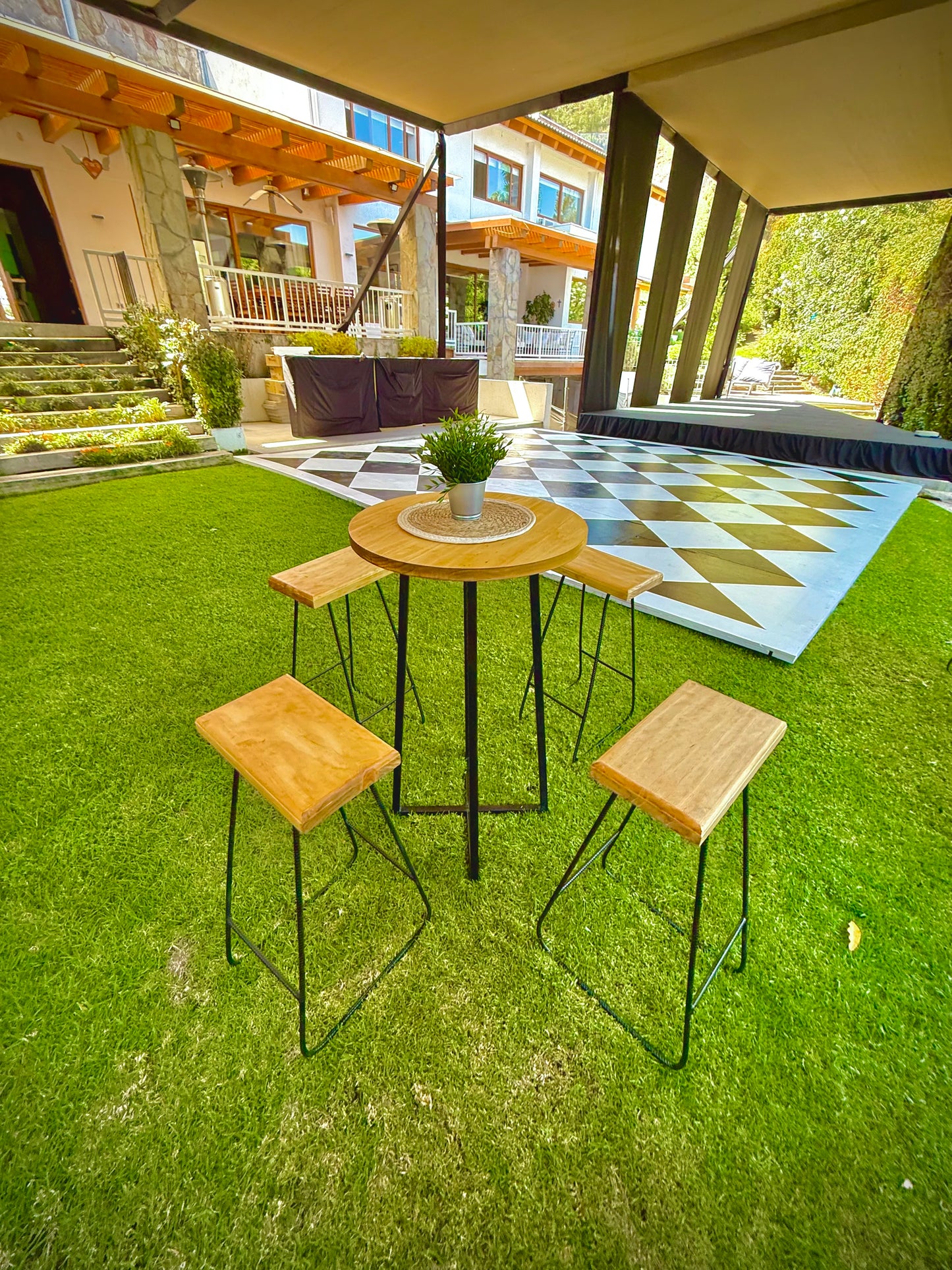 Set Lounge Alto